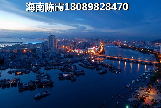 海棠湾银海对比翠景蓝湾楼盘对比！三亚市哪里买房便宜适合过冬？